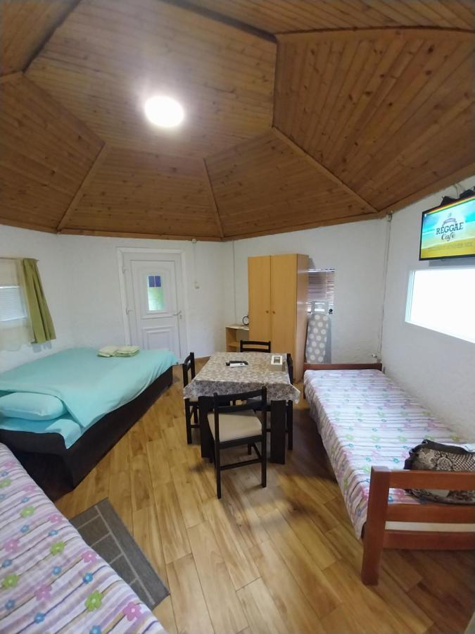 Petkovic Apartmani 1 Τίβατ Εξωτερικό φωτογραφία