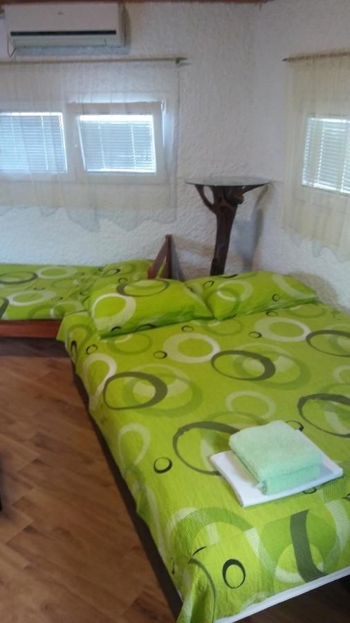 Petkovic Apartmani 1 Τίβατ Εξωτερικό φωτογραφία